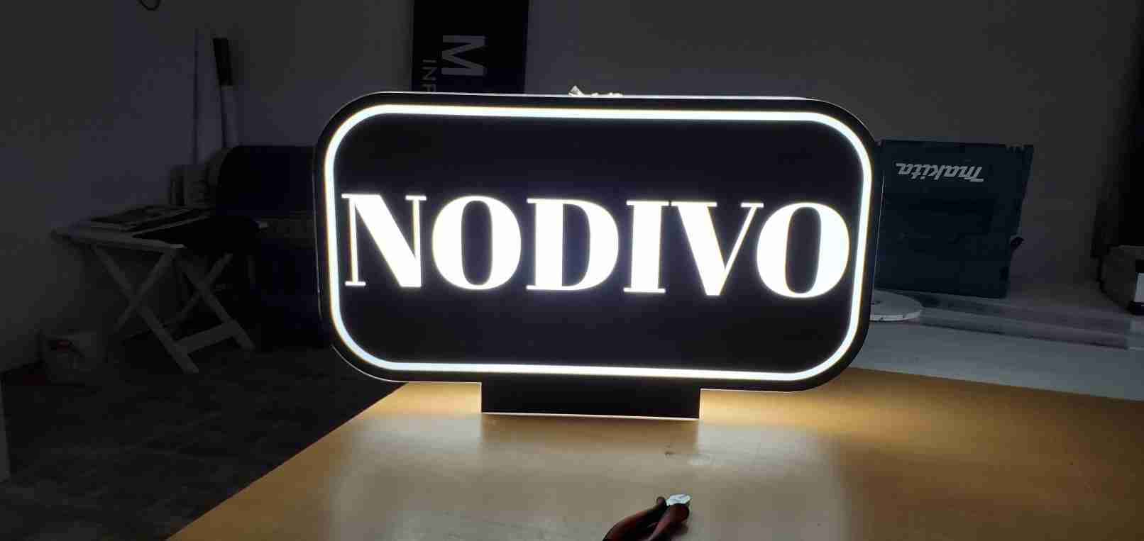 Visual Art Sarajevo Svjetleći LED boxovi - Svjetleći LED boxovi nude ravnomjerno osvjetljenje i odličnu vidljivost u svim uslovima. Praktični su za brendiranje poslovnih prostora, izloga i događaja.